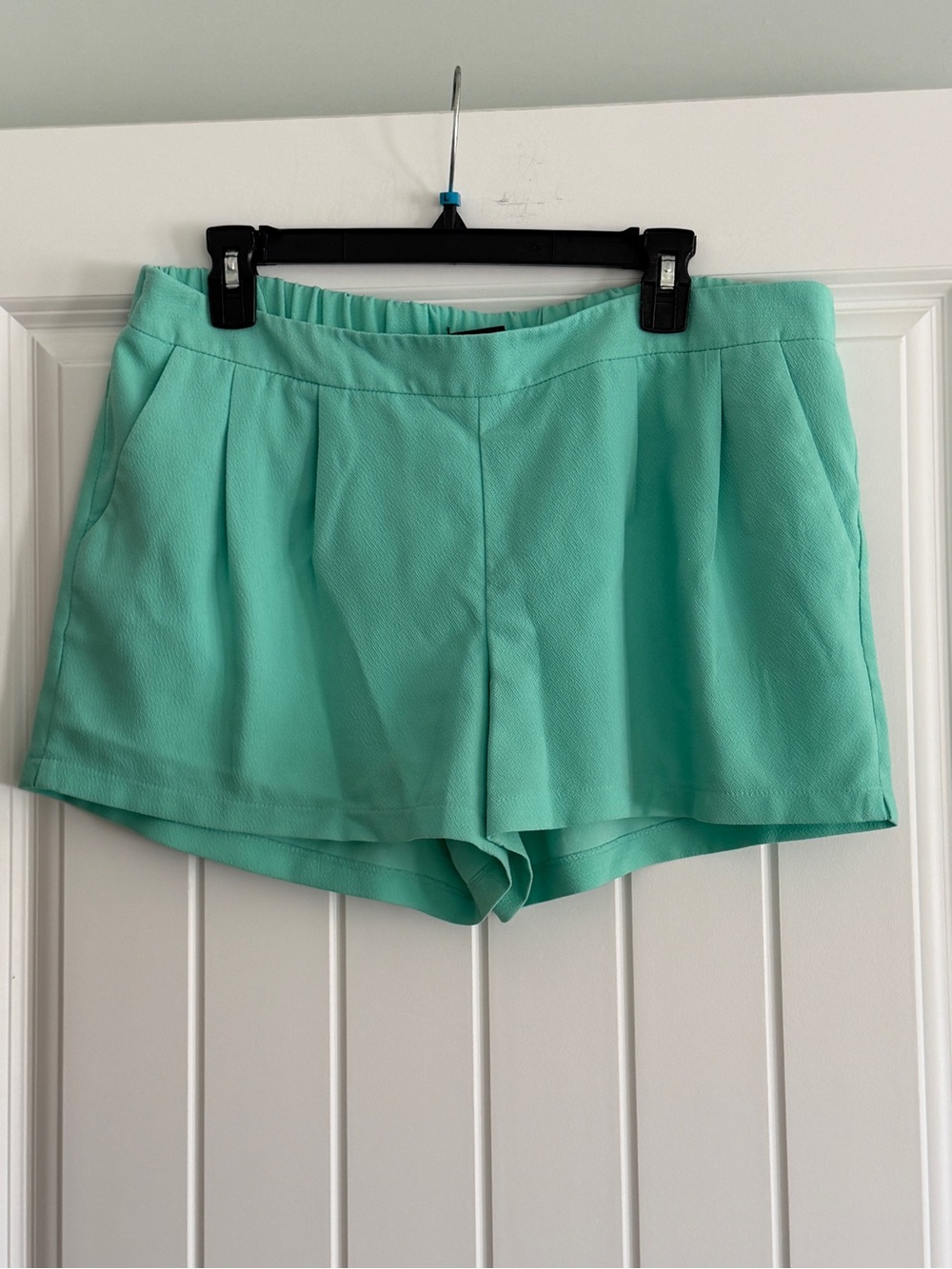 Mossimo Supply Co. Mint High-Waist Tailored Shorts Size Large